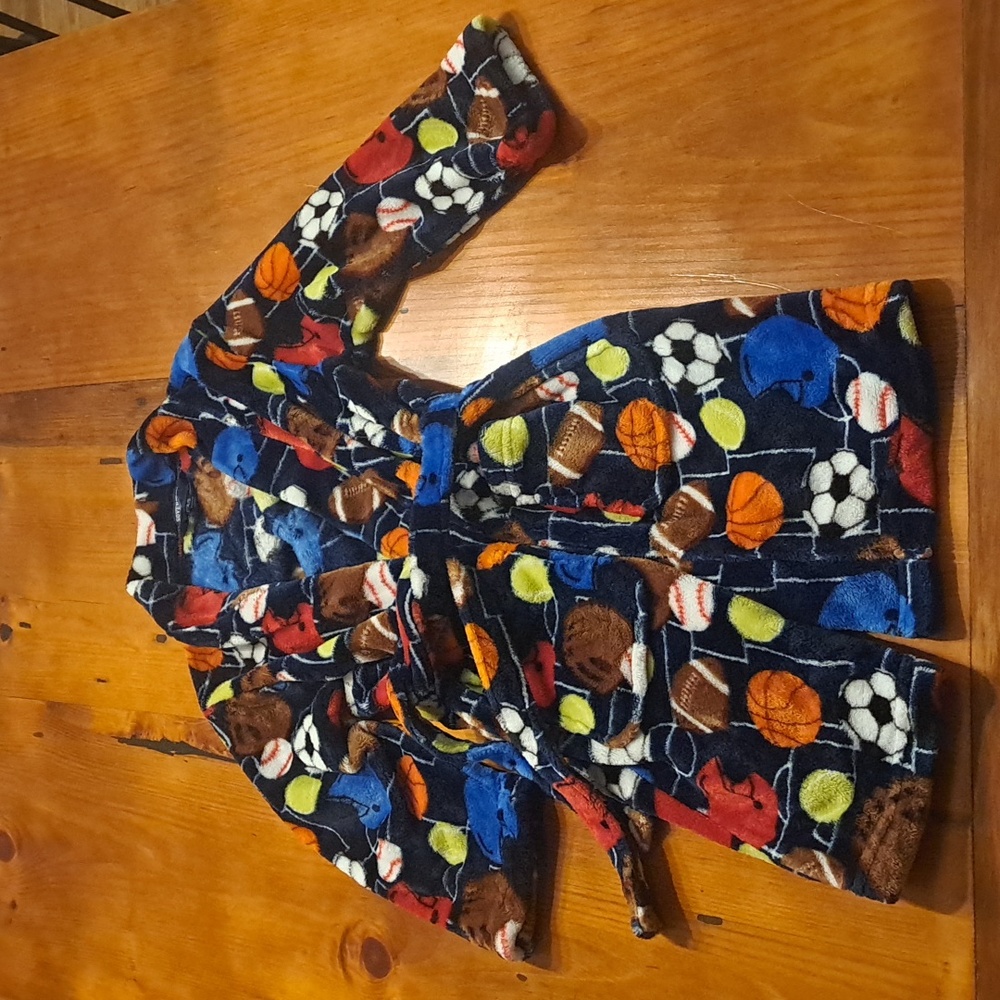Boys size 4/5 Fleece Bathrobe